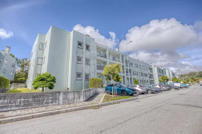 Apartamento T2 para Venda em Canelas
