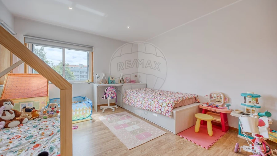 Apartamento T2 para Venda em Canelas