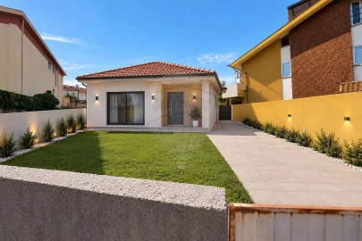 Terreno para Venda em Fiães