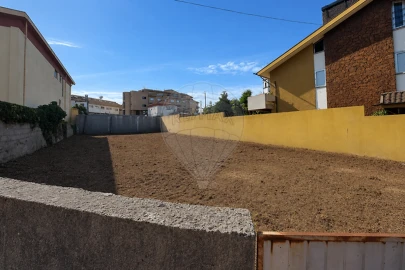 Terreno para Venda em Fiães