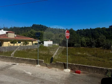 Terreno para Venda em Serzedo e Perosinho