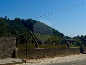 Terreno para Venda em Serzedo e Perosinho
