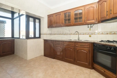 Apartamento T2 para Venda em Alto do Seixalinho, Santo André e Verderena