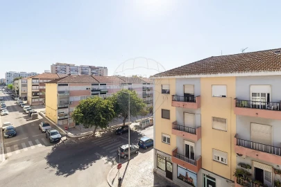 Apartamento T2 para Venda em Alto do Seixalinho, Santo André e Verderena