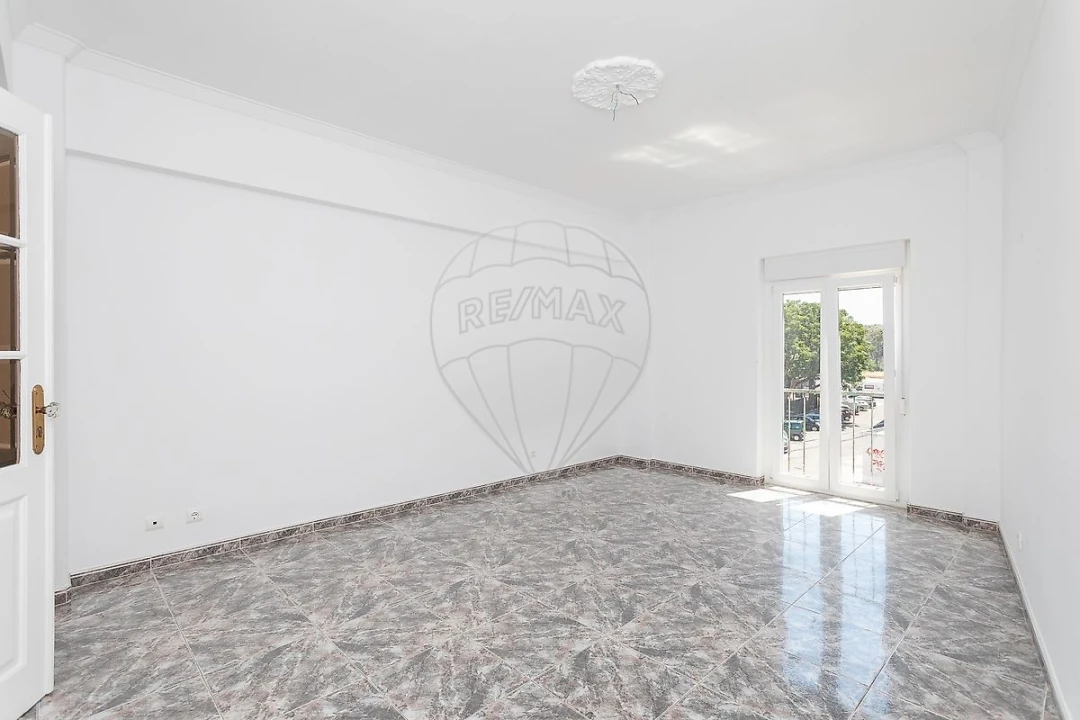 Apartamento T4 para Venda em Falagueira-Venda Nova Foto 10