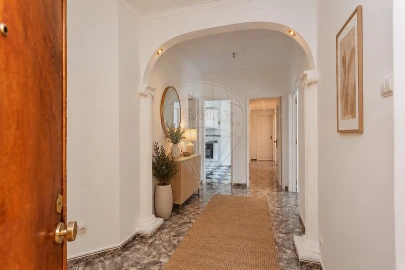 Apartamento T4 para Venda em Falagueira-Venda Nova