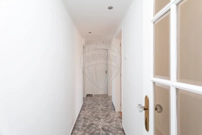Apartamento T4 para Venda em Falagueira-Venda Nova
