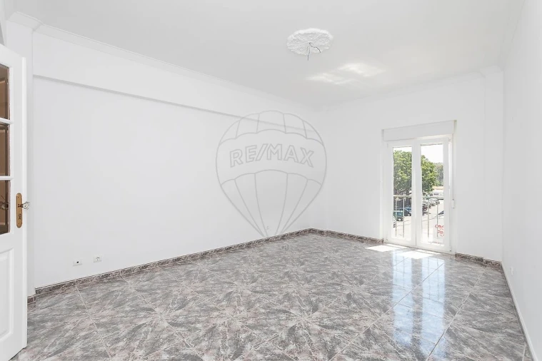 Apartamento T4 para Venda em Falagueira-Venda Nova Foto 10