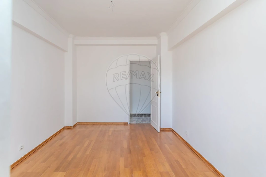 Apartamento T4 para Venda em Falagueira-Venda Nova Foto 21
