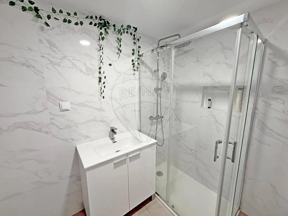 Apartamento T3 para Venda em Algueirão-Mem Martins Foto 15