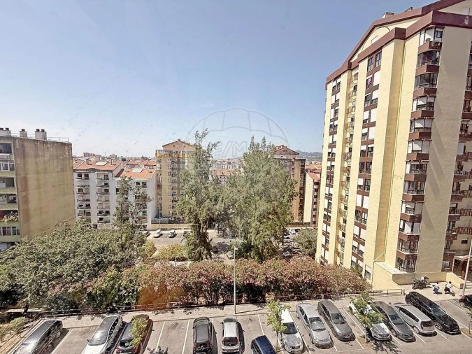 Apartamento T3 para Venda em Algueirão-Mem Martins Foto 5