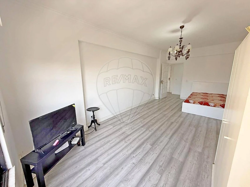 Apartamento T3 para Venda em Algueirão-Mem Martins Foto 18