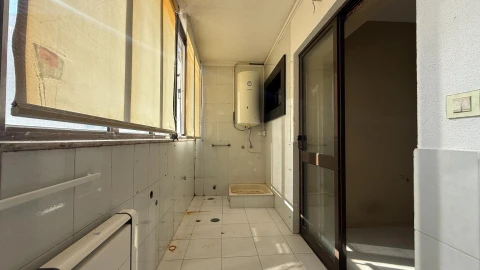 Apartamento T3 para Venda em Póvoa de Varzim, Beiriz e Argivai