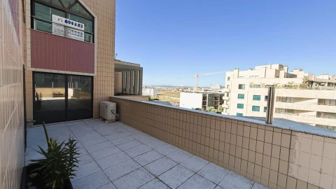 Apartamento T3 para Venda em Póvoa de Varzim, Beiriz e Argivai