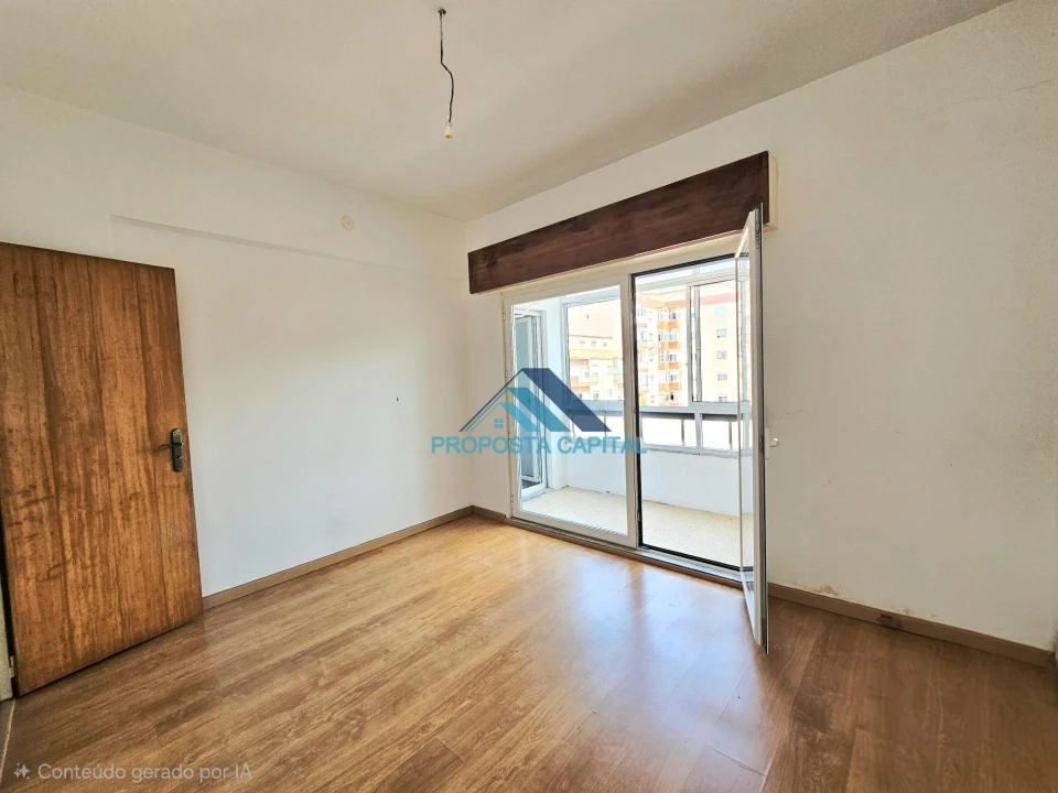 Apartamento T2 para Venda em Águas Livres Foto 10