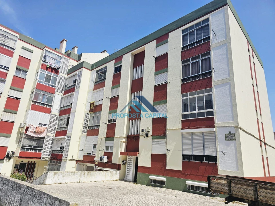 Apartamento T2 para Venda em Águas Livres Foto 25