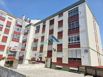 Apartamento T2 para Venda em Águas Livres