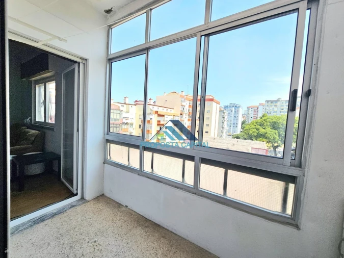 Apartamento T2 para Venda em Águas Livres Foto 11