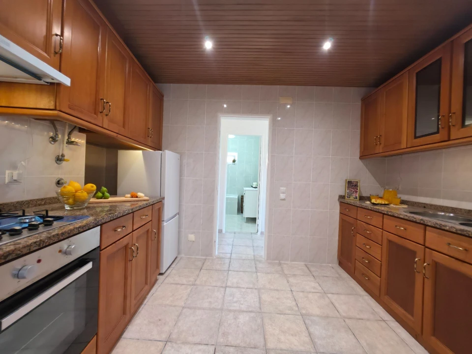 Moradia T3 para Venda em Azueira e Sobral da Abelheira Foto 12