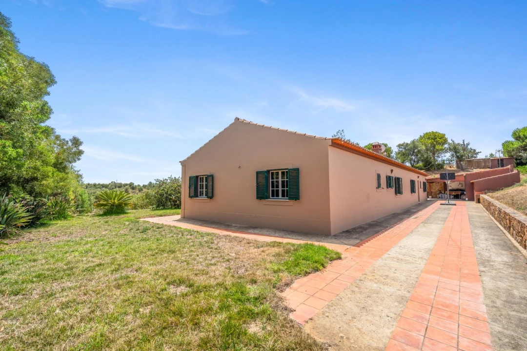 Moradia T5 para Venda em São Teotónio Foto 40