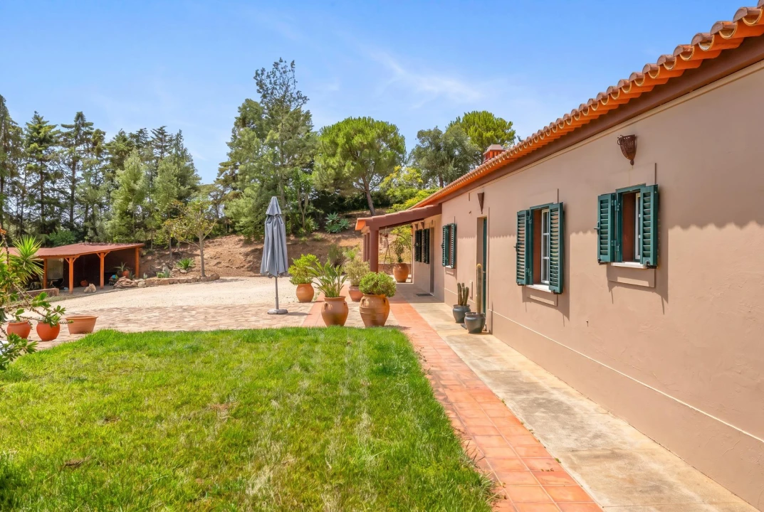 Moradia T5 para Venda em São Teotónio Foto 41