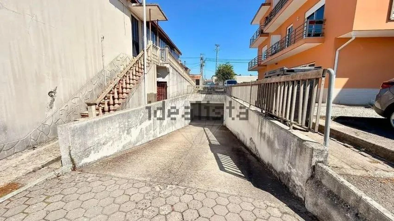 Apartamento T3 para Venda em Oliveira do Bairro Foto 37