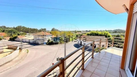 Apartamento T3 para Venda em Oliveira do Bairro