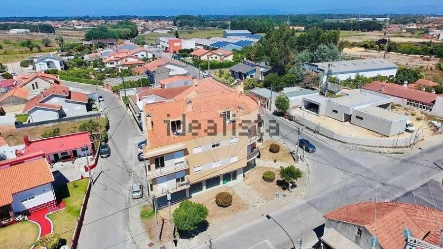 Apartamento T3 para Venda em Oliveira do Bairro Foto 44