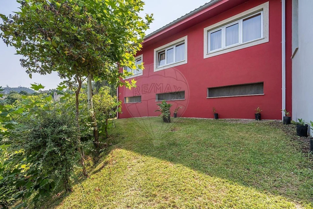 Moradia T3 para Venda em Ribeira Foto 12