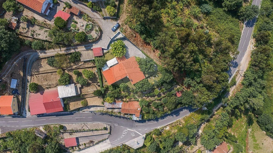 Moradia T3 para Venda em Ribeira Foto 31