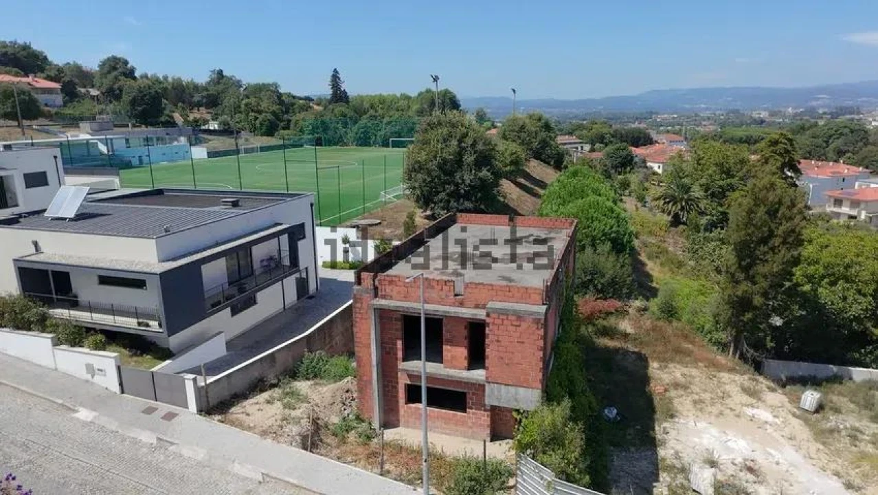 Moradia T4 para Venda em Braga (Maximinos, Sé e Cividade) Foto 18