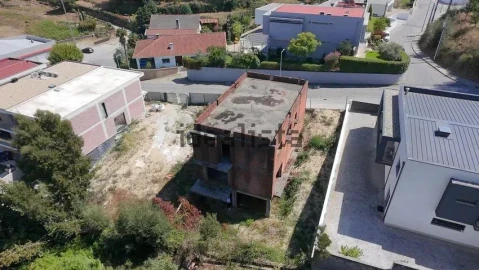 Moradia T4 para Venda em Braga (Maximinos, Sé e Cividade)
