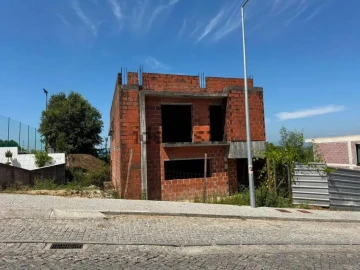 Moradia T4 para Venda em Braga (Maximinos, Sé e Cividade)