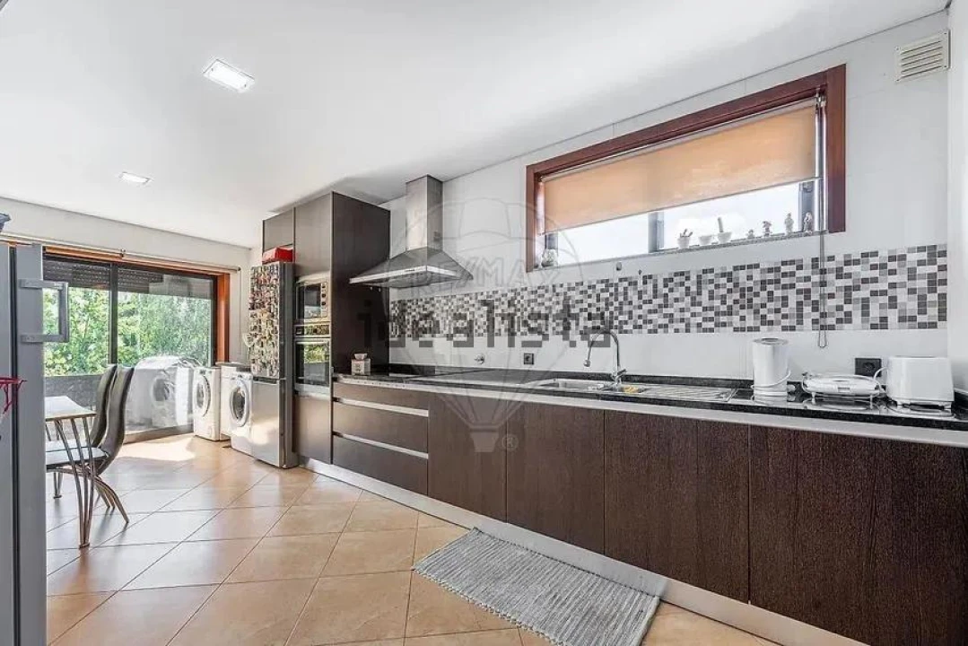 Apartamento T2 para Venda em Oliveira (Santa Maria) Foto 1