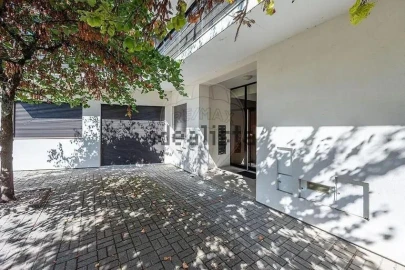 Apartamento T2 para Venda em Oliveira (Santa Maria)