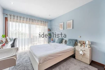 Apartamento T2 para Venda em Oliveira (Santa Maria)
