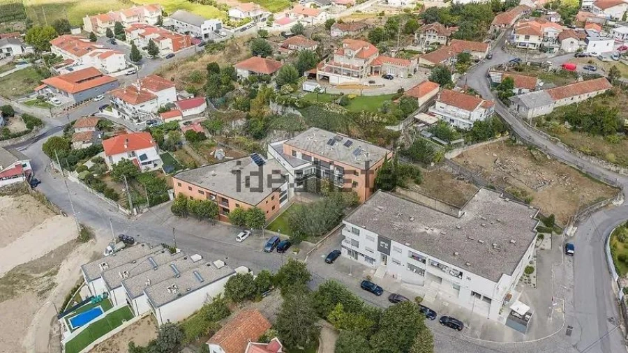 Apartamento T2 para Venda em Oliveira (Santa Maria) Foto 24