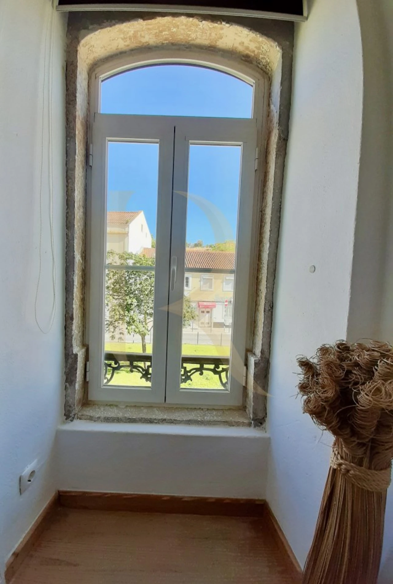 Escritório para Arrendamento em Seixal, Arrentela e Aldeia de Paio Pires Foto 4