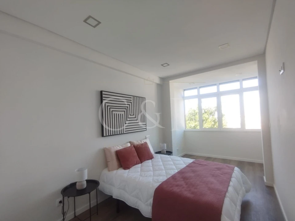 Apartamento T3 para Venda em Benfica Foto 5