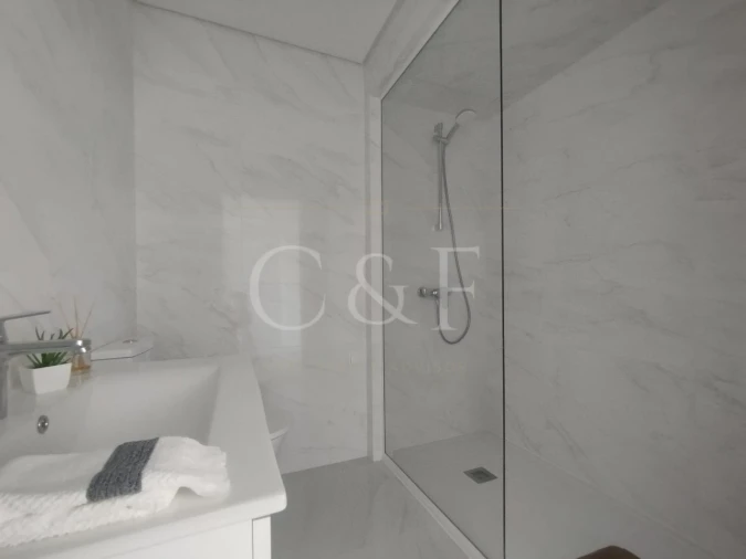 Apartamento T3 para Venda em Benfica Foto 17