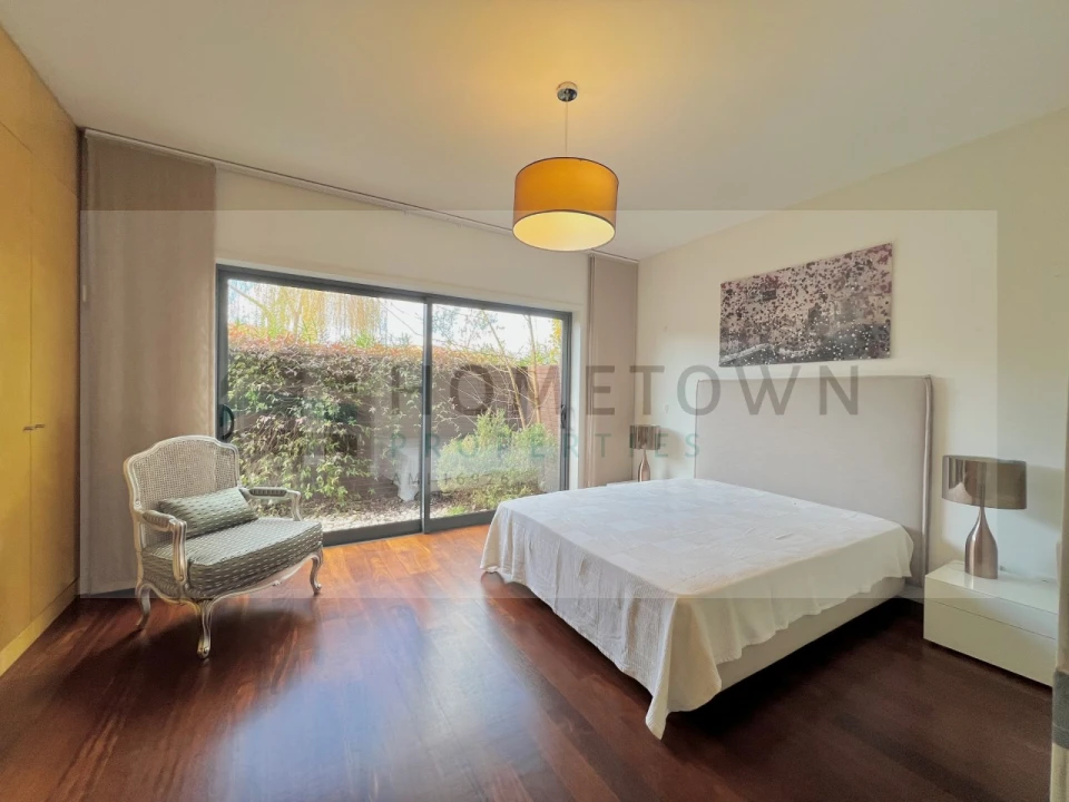 Apartamento T1 para Venda em Quarteira Foto 16