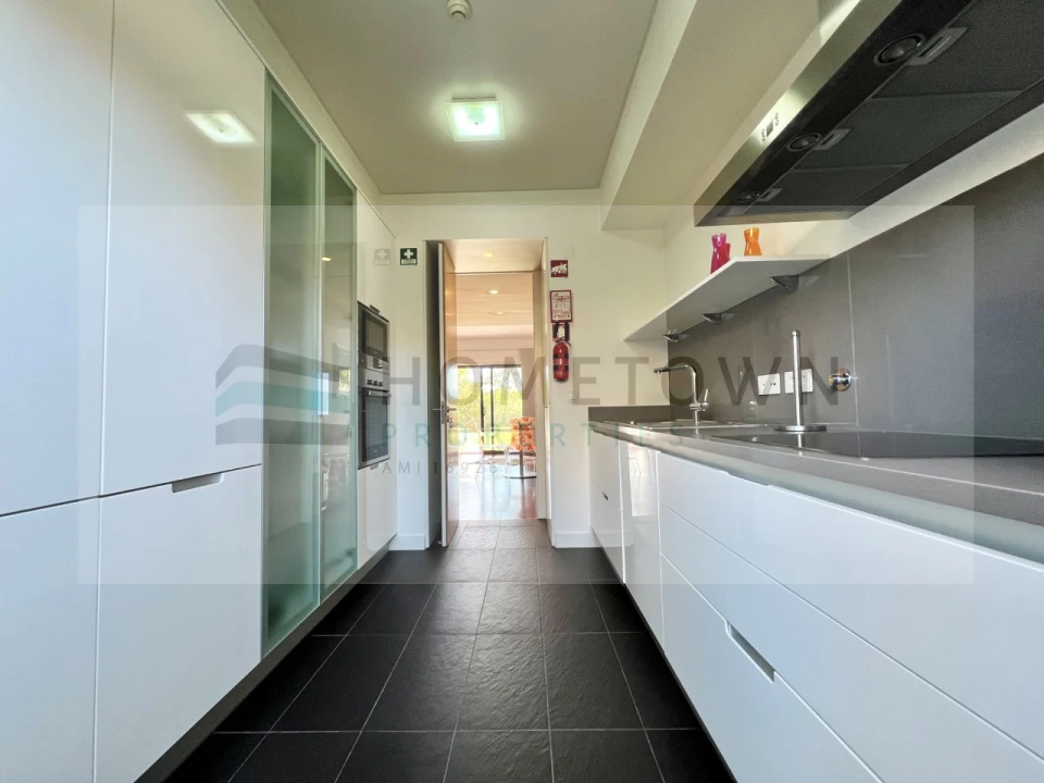 Apartamento T1 para Venda em Quarteira Foto 12