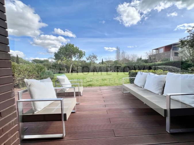 Apartamento T1 para Venda em Quarteira Foto 4