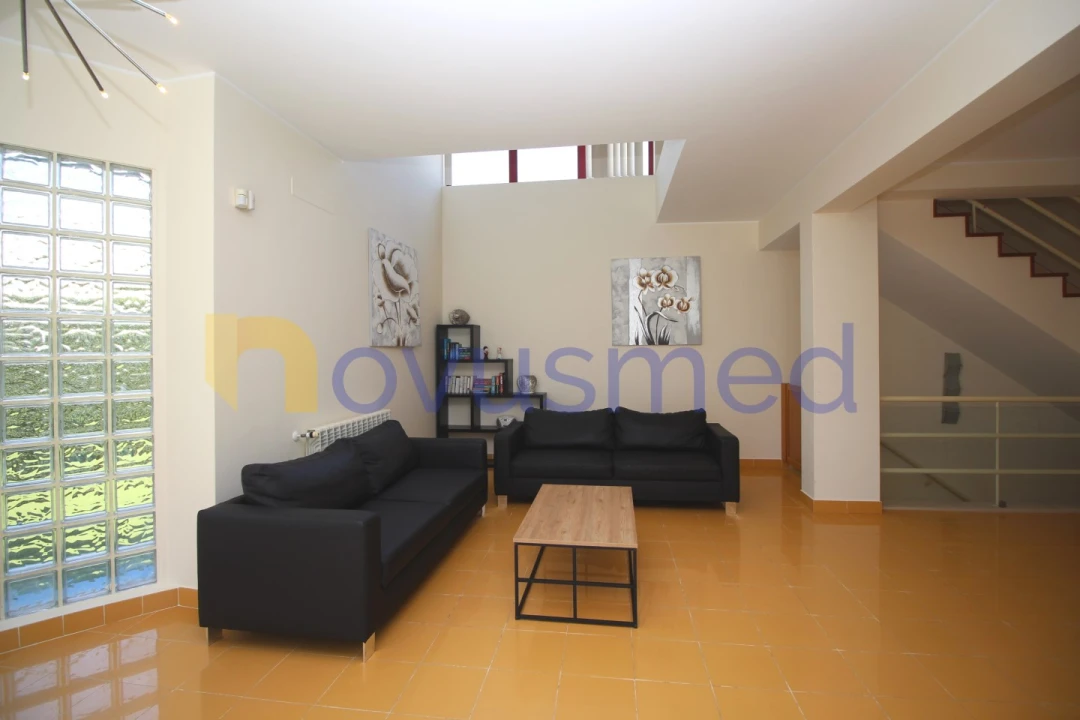 Moradia T3 para Venda em Albufeira e Olhos de Água Foto 5