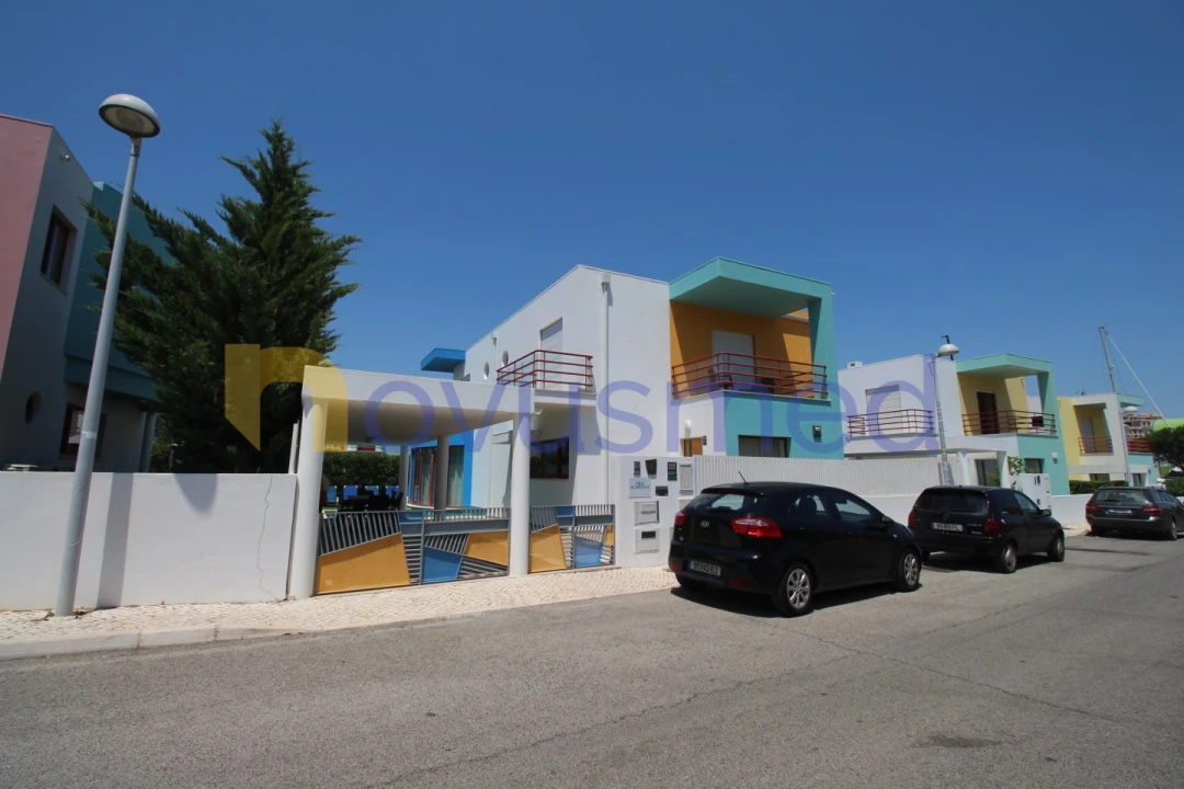 Moradia T3 para Venda em Albufeira e Olhos de Água Foto 28