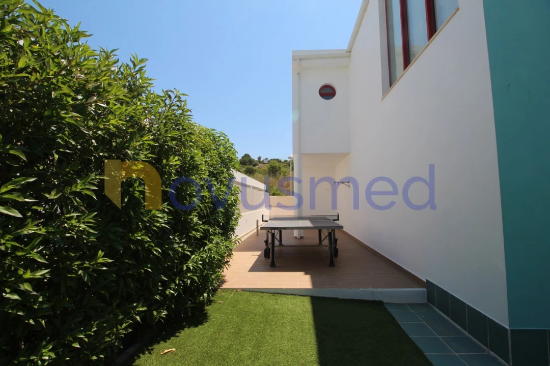 Moradia T3 para Venda em Albufeira e Olhos de Água Foto 35