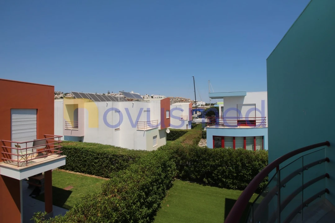 Moradia T3 para Venda em Albufeira e Olhos de Água Foto 53
