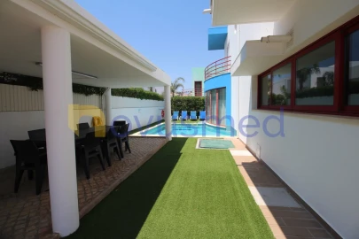 Moradia T3 para Venda em Albufeira e Olhos de Água