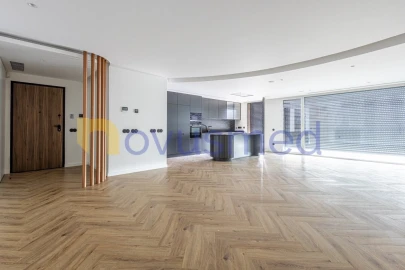 Apartamento T3 para Venda em Marvila, Ribeira Santarém, São Salvador, São Nicolau