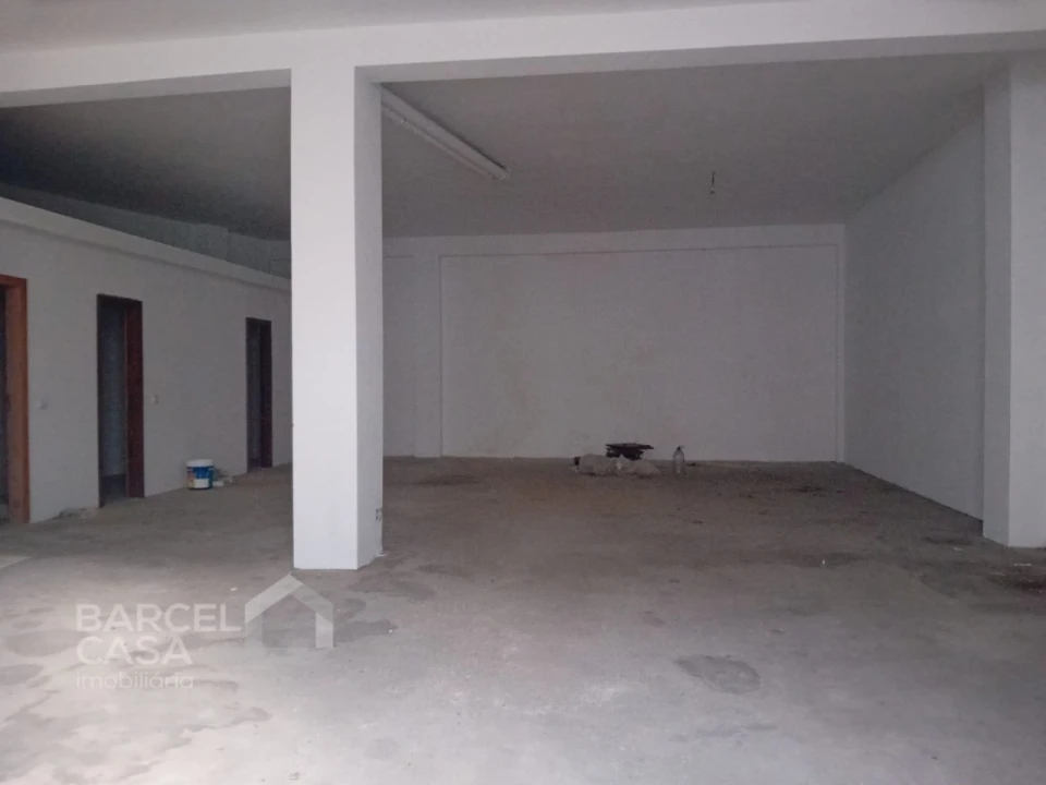 Garagem para Arrendamento em Barcelos, V.Boa, V.Frescainha Foto 4